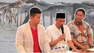 20250213-Kades-Kohod-Arsin-muncul-ke-publik-soal-pagar-laut.jpg