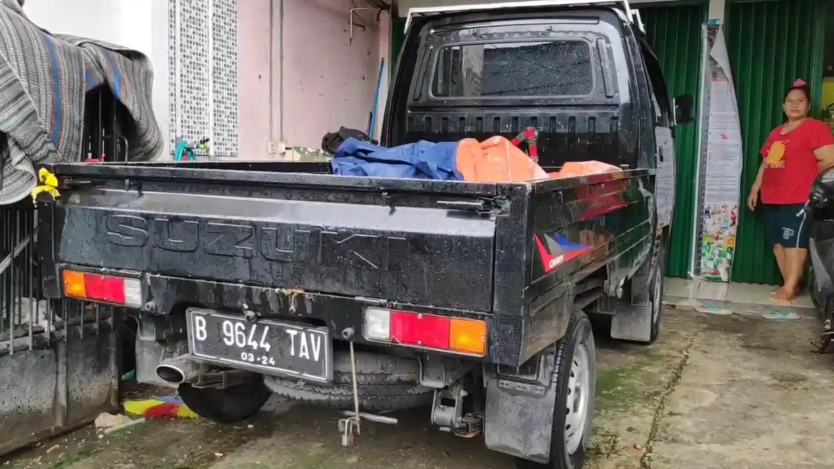 Gara-gara Mesin Mati, Mobil Pikap di Duren Sawit Gagal Dicuri Maling