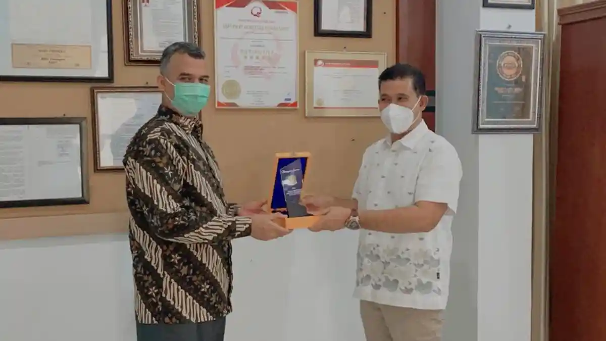 Rektor dan Tim Fakultas Kedokteran Unimal Kunjungi RSUD Datu Beru Aceh Tengah