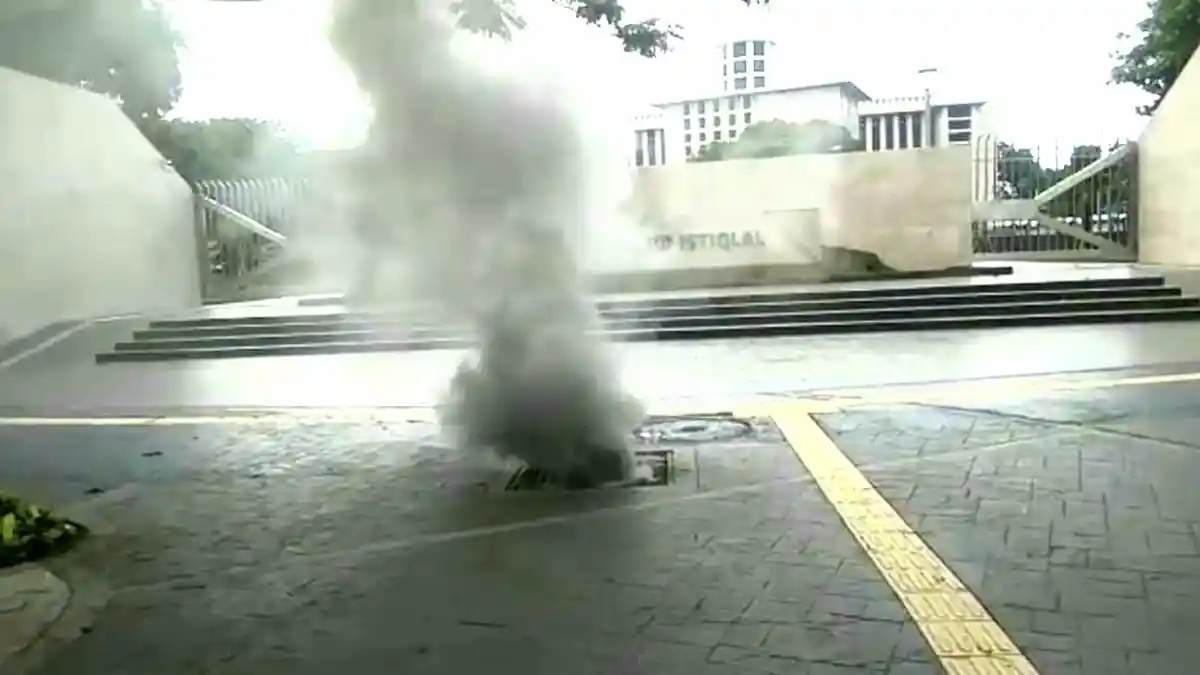 Viral Kepulan Asap Dekat Masjid Istiqlal, Begini Penjelasan Polisi