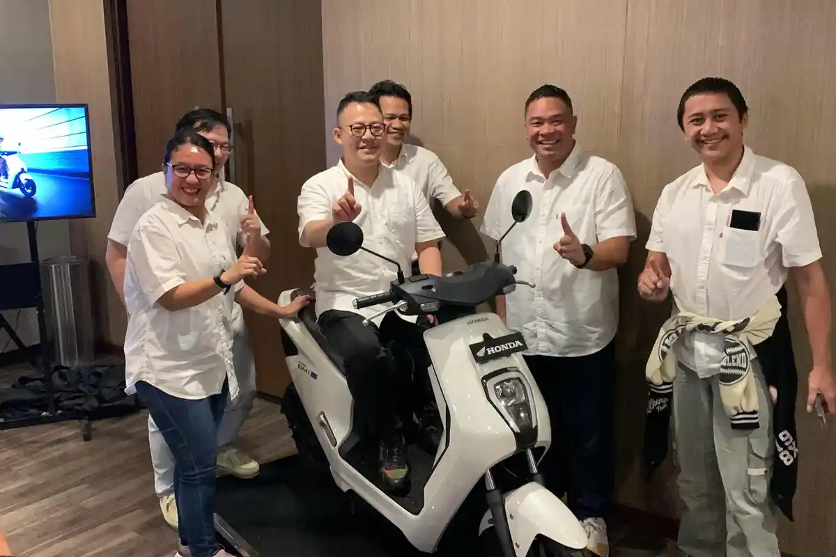 Motor Listrik Honda EM1 e: dan EM1 e: Plus Mengaspal di Makassar, Cek Kecanggihan dan Harganya