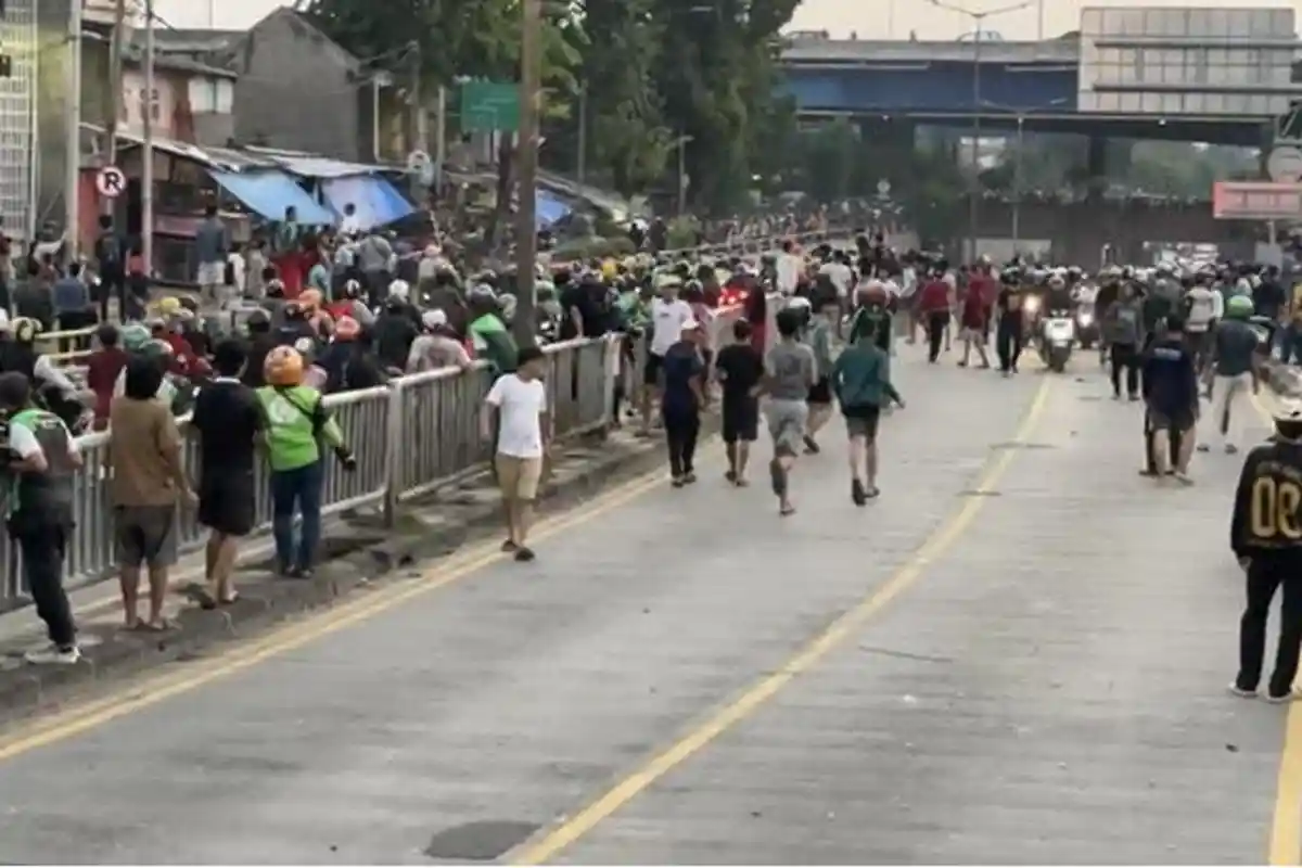 Respon Polda Metro Jaya Soal Maraknya Pelaku Tawuran Gunakan Sajam dan Air Keras