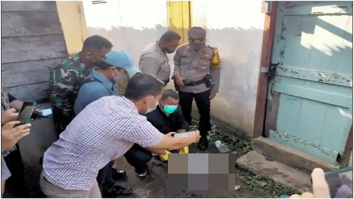Lukman Warga Plaju Mengira Bau Menyengat Itu Sampah, Ternyata Mayat Bayi Dalam Kantong