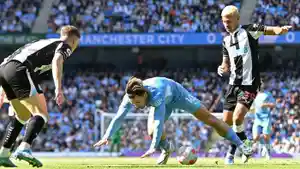 Newcastle-vs-man-city-grealish.jpg
