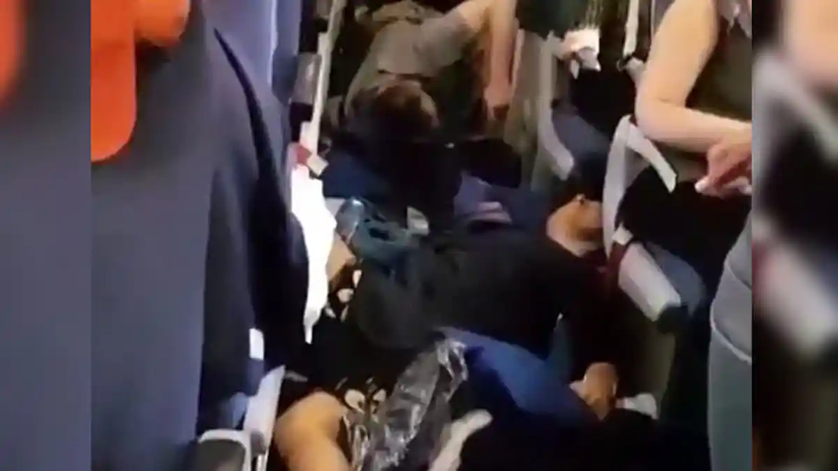 Banyak Korban di Penerbangan ini, Ternyata Penyebabnya Karena Kelalaian Penumpang Sendiri