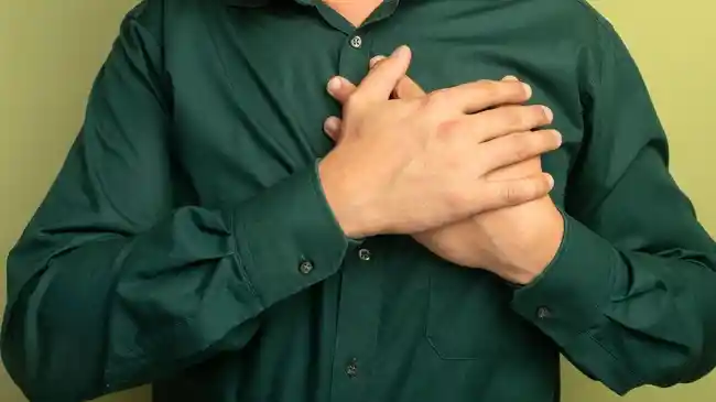Tak Semua Nyeri Dada karena Masalah Jantung, Bagaimana Membedakannya? Begini Kata Dokter