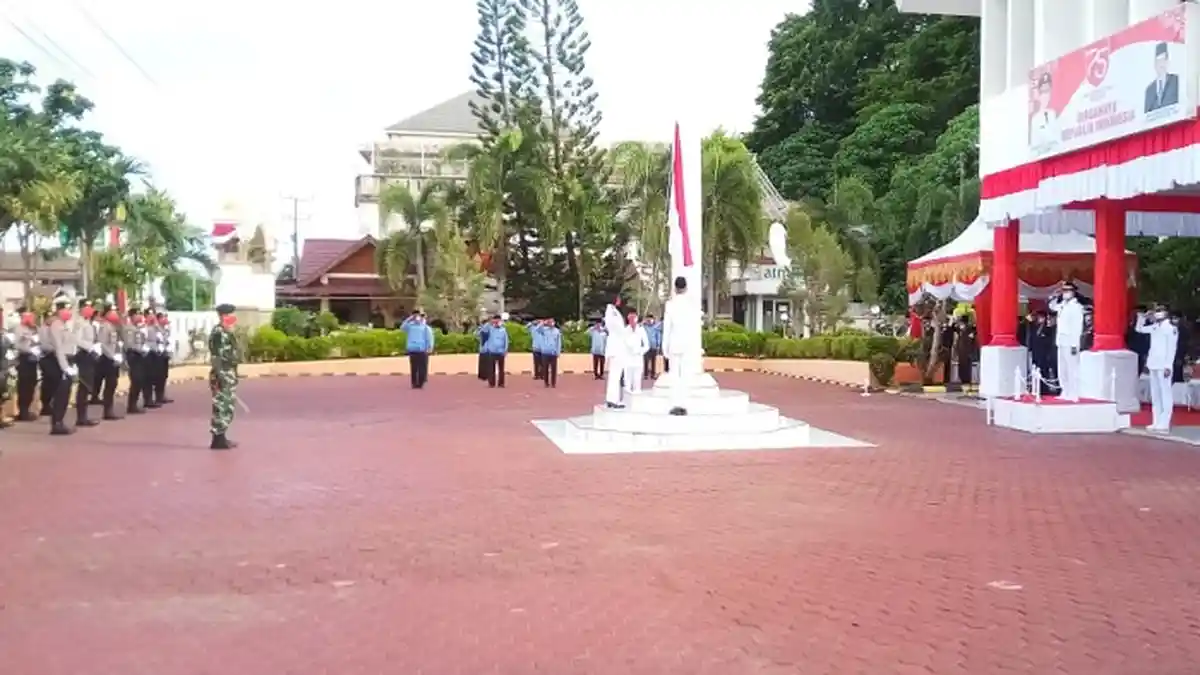 Upacara HUT ke-75 RI di Aceh Selatan Berlangsung di Halaman Kantor Bupati