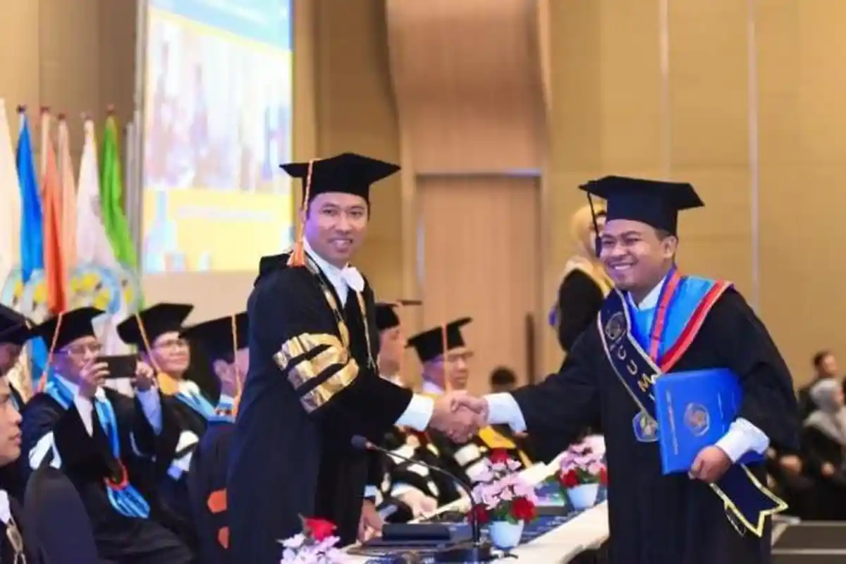 ITN Malang Kukuhkan 303 Wisudawan, Lulusan Harus Jadi Trend Setter