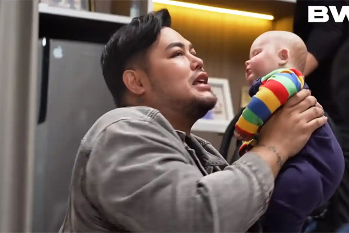 Tak Lagi Simpan Boneka Arwah, Inilah Penampakan Koleksi Terbaru Ivan Gunawan yang Fantastis