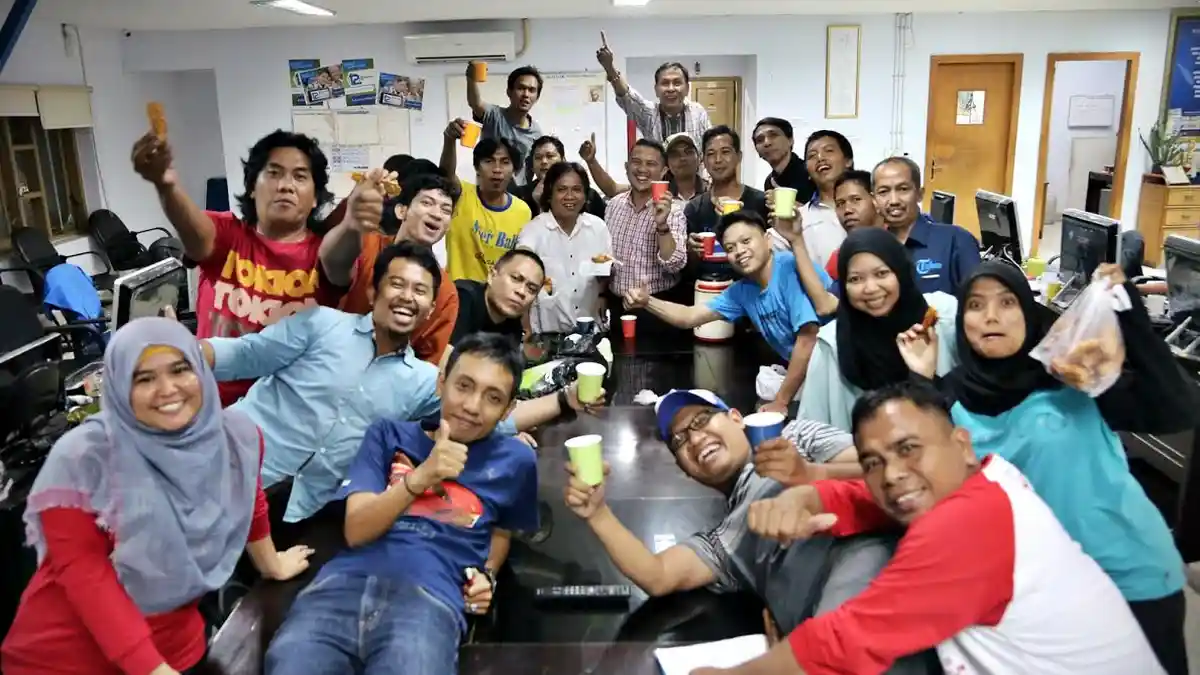 FOTO: Pengurus PBSI Sulsel Ngopi Bareng Awak Media Tribun Timur