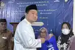 Ramadan Berkah, CEO Bosowa Corporindo Subhan Aksa Bagikan 8 Ton Paket Pangan ke Masyarakat Barru