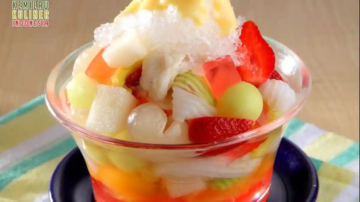 Cara Bikin Sop Buah, Minuman Segar yang Jadi Primadona Saat Berbuka Puasa