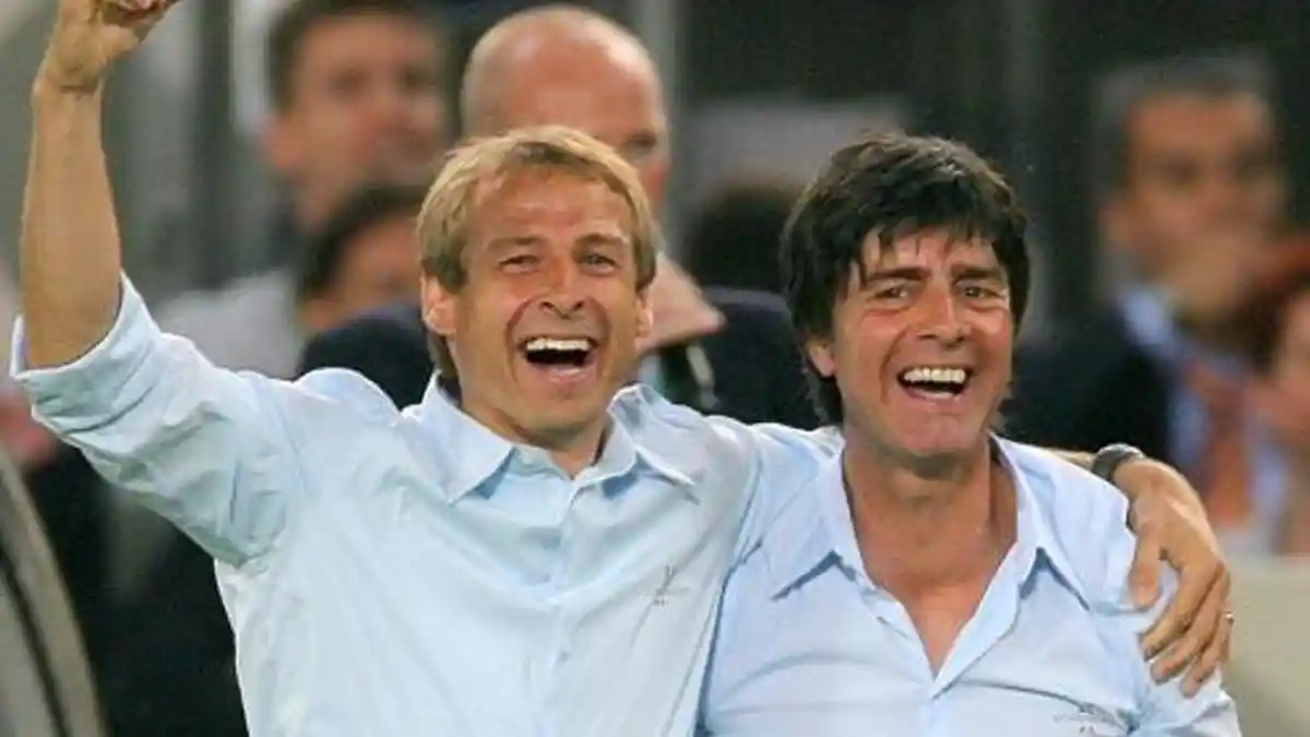 Joachim Low Senang Satu Grup dengan Timnya Jurgen Klinsmann