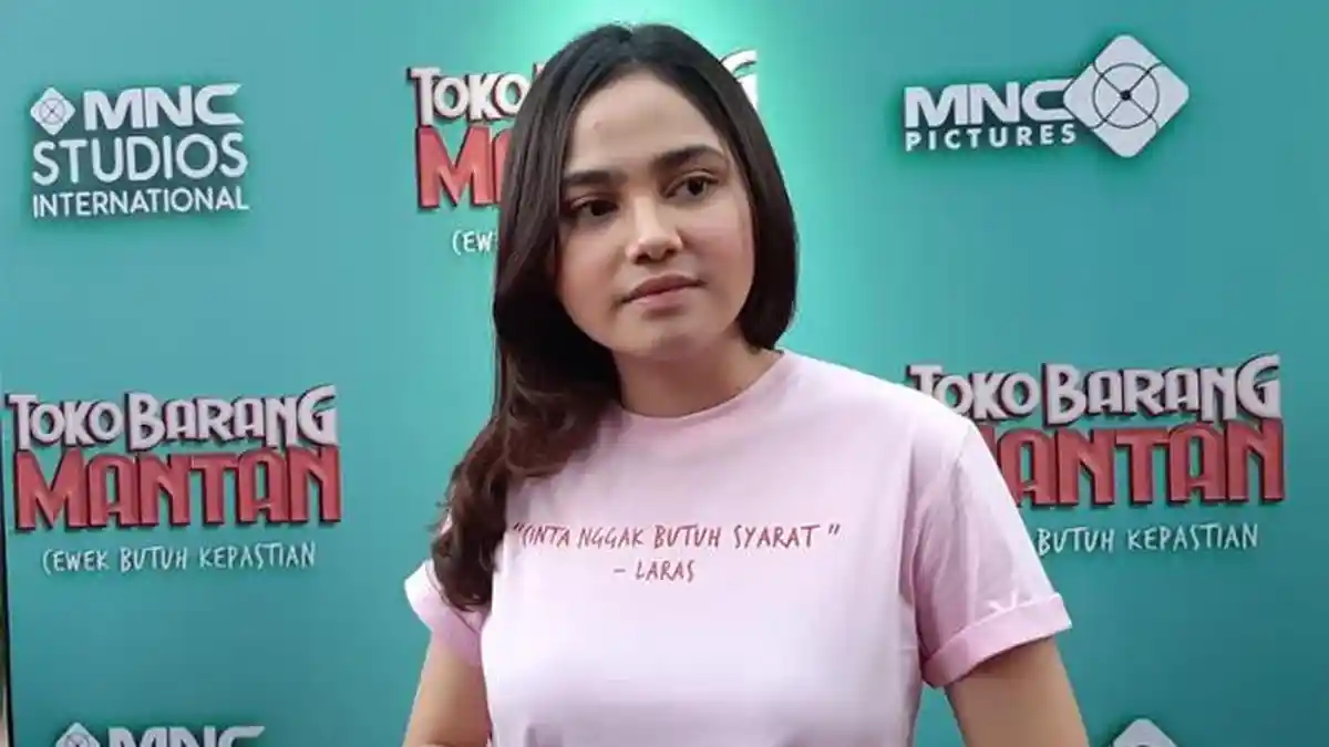 Pacaran Sejak SMA dan Kini Putus, Syifa Hadju Mengaku Tak Mudah Move On dari Angga Yunanda