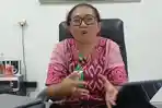 Direktur-RSUD-dr-TC-Hillers-Maumere-sedang-memberi-penjelasan-terkait-Akreditasi-Rumah-Sakit.jpg