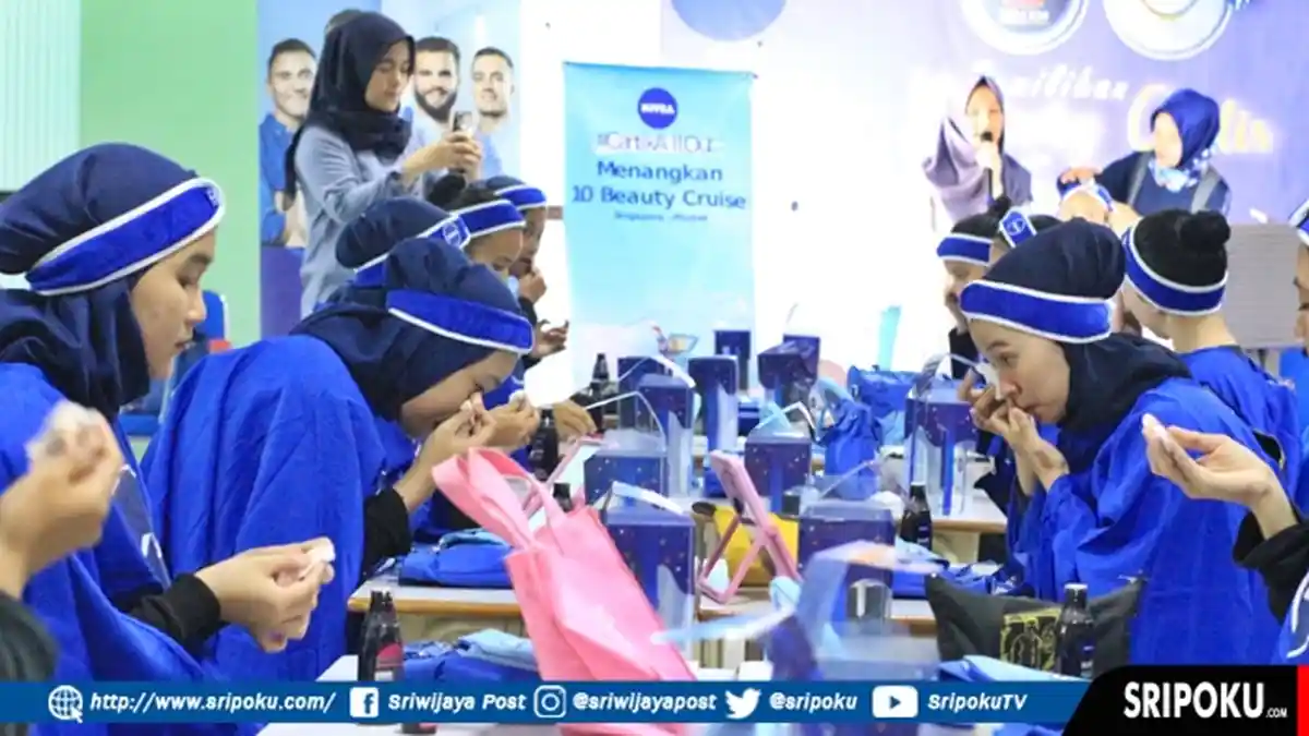 Beauty Class Bujang Gadis Fakultas Ilmu Komputer Unsri 2019, Elegan Dengan Nuansa Biru Merah