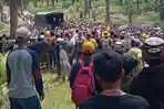 Aksi-massa-sari-berbagai-kelompok-Melayu-di-lahan-eks-PT-Torganda-di-Rantau-Kasai.jpg
