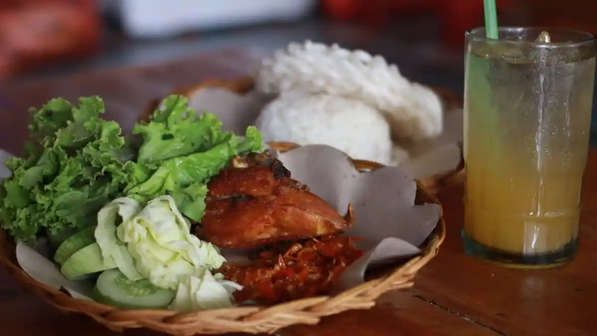 Suka Makanan Pedas, Cobain Sambal Setan Gor Pakansari, Dijamin 'Seuhah'