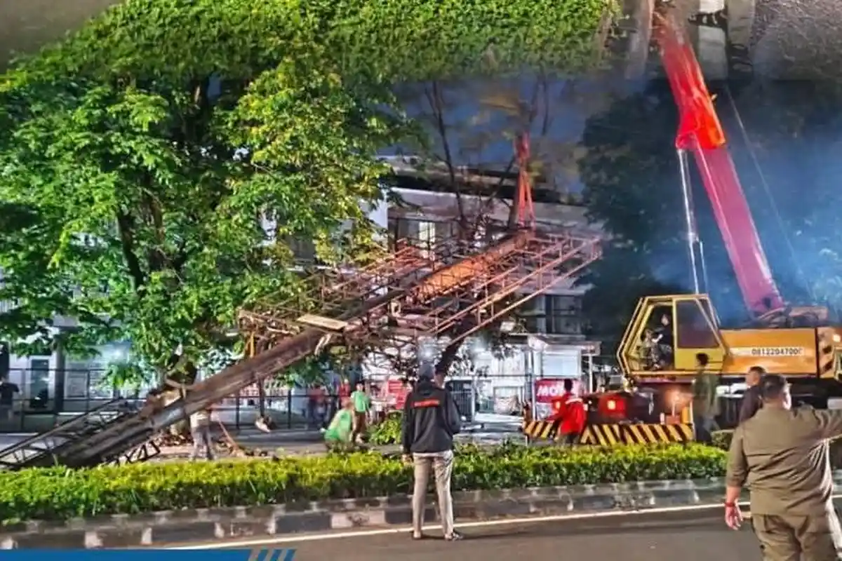 Reklame di Rumija Kewenangan Kota Bandung Dipastikan Tak Berizin, Ditertibkan Secara Bertahap