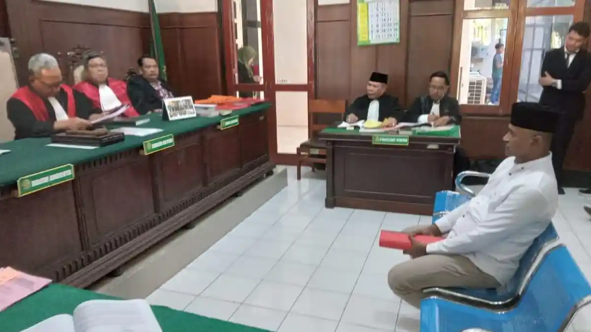 Sosok Debt Collector Divonis Bebas Hakim Pengadilan Negeri Surabaya, Nama Baik Dipulihkan