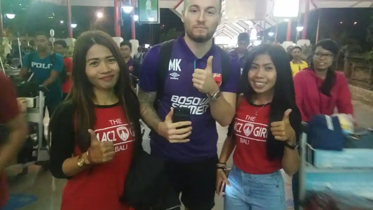 Maczman Zona Bali Sambut Rombongan PSM, Lihat Foto-Fotonya - dem5_20180106_082709.jpg