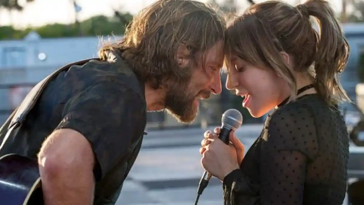 Perdana! Bradley Cooper dan Lady Gaga Nyanyikan Shallow dari A Star Is Born Secara Live
