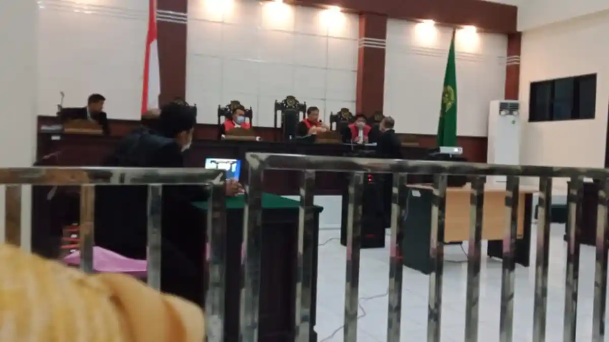 Dua Terdakwa Korupsi Repo Obligasi Bank Maluku Diadili