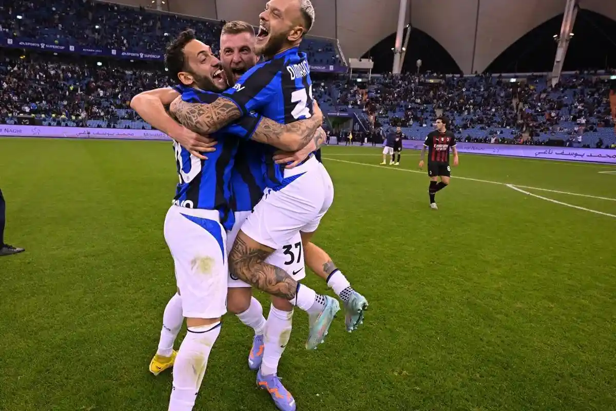 LIVE SCTV Liga Champions Dini Hari: Inter Milan vs FC Porto, Leipzig vs City Pukul 03.00 WIB