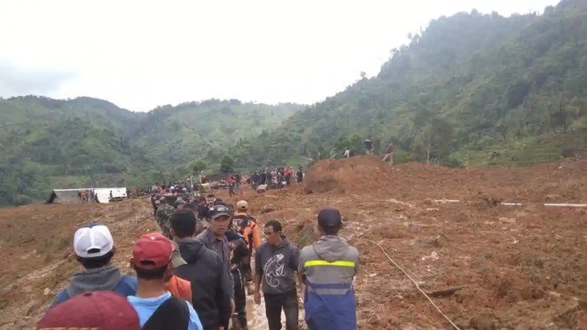 Hari Ini Empat Mayat Ditemukan, Korban Tewas Jadi 22 Orang