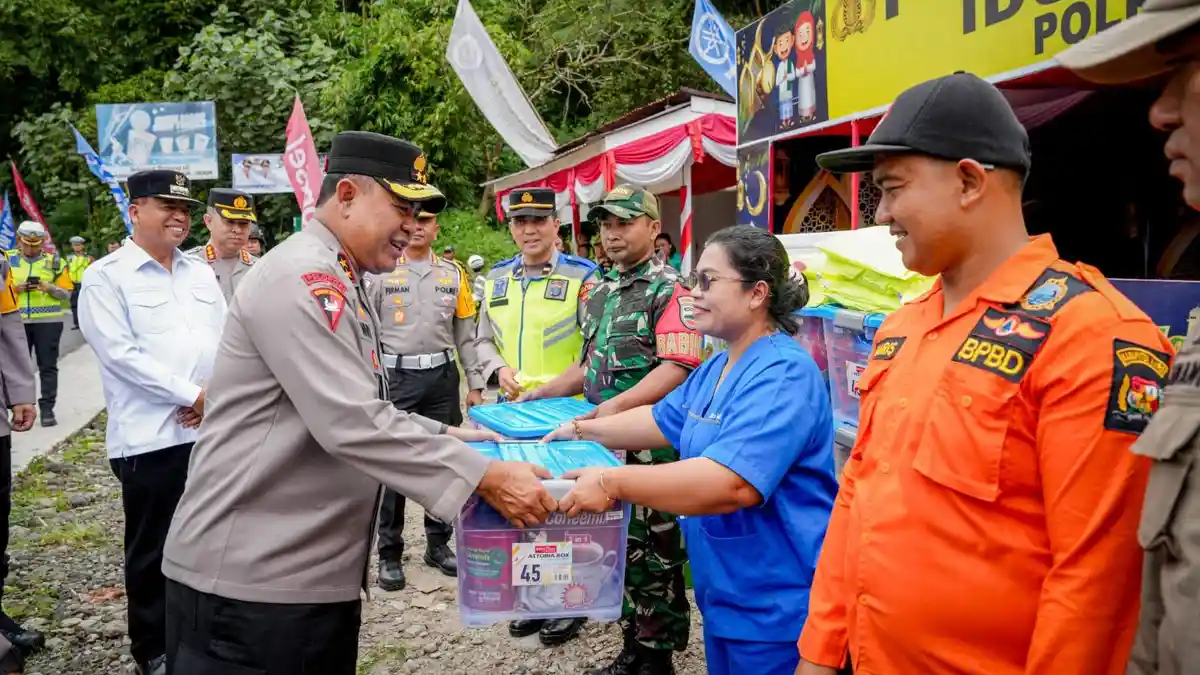 Pastikan Keamanan Pemudik dan Wisatawan Jelang Lebaran, Kapolda Sumut Tinjau Pos Pengamanan di Karo