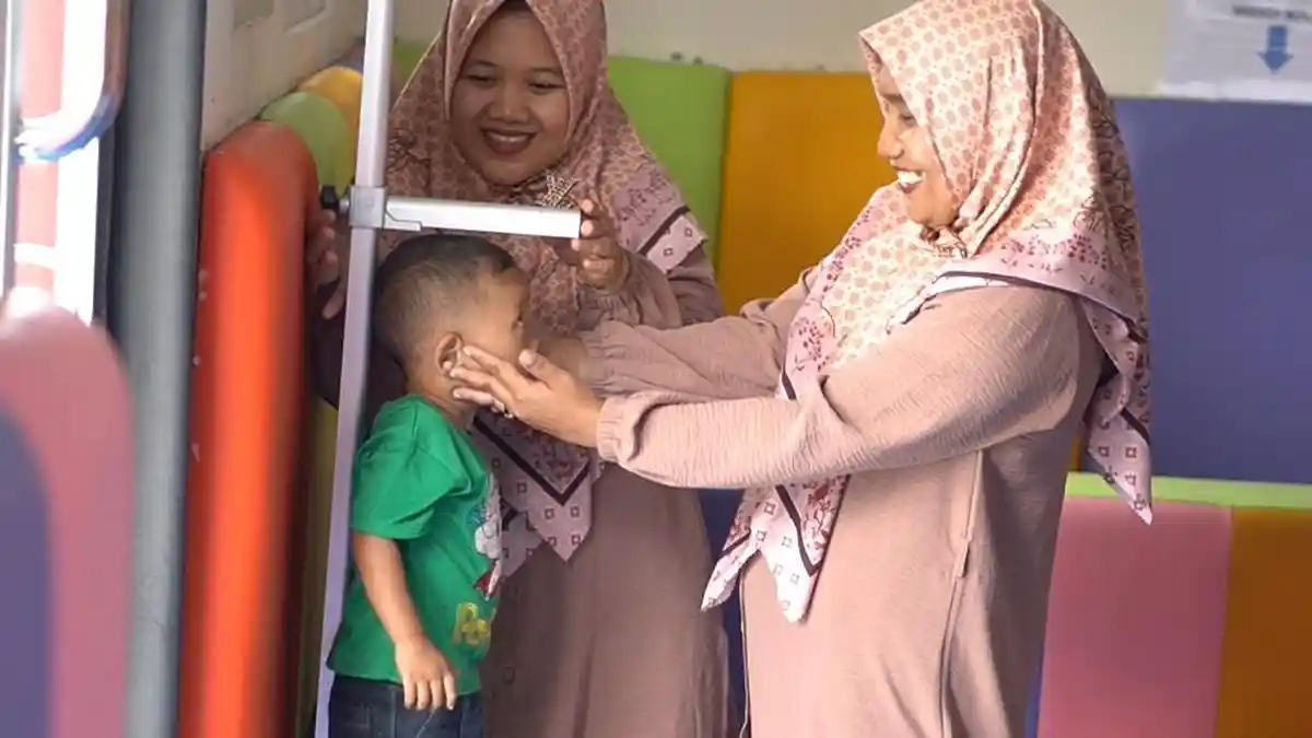 Agar Tak Salah Amati Pertumbuhan Anak, Begini Cara Ukur Tinggi Badan yang Benar 