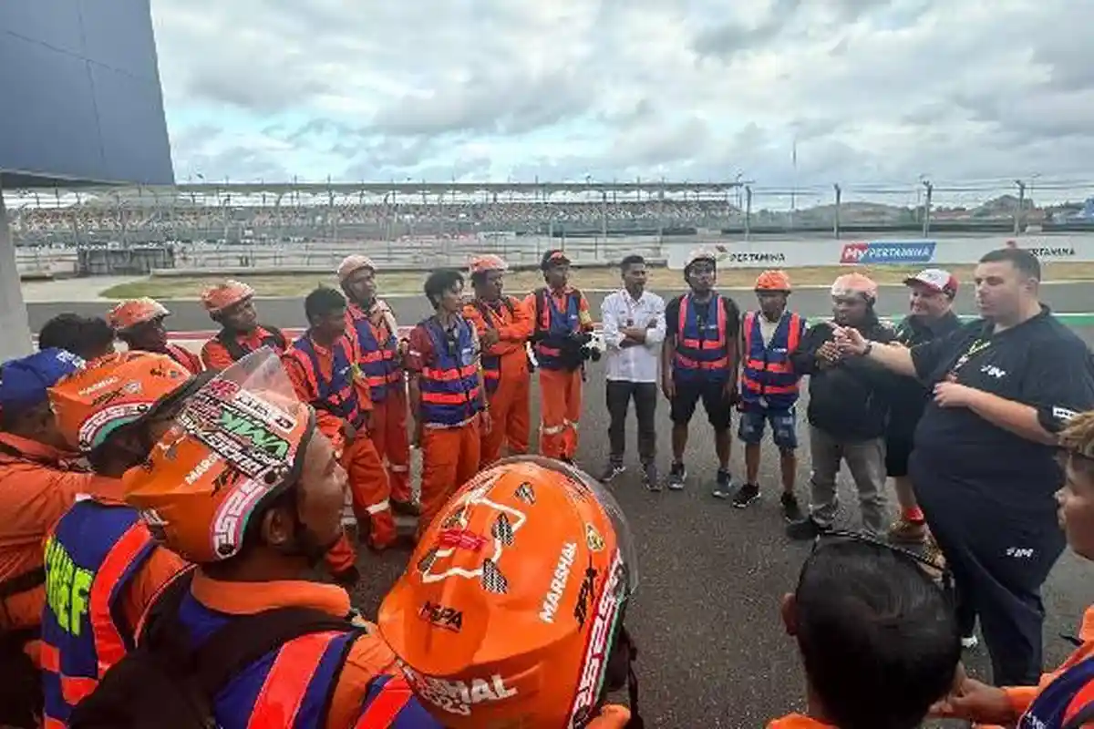 Tingkatkan Safety dan Efisiensi Marshal MotoGP, MGPA Datangkan Instruktur FIM
