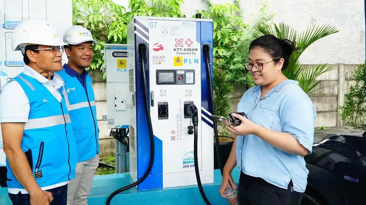 Kolaborasi Multi Pihak, PLN Bakal Tambah 111 SPKLU di Berbagai Lokasi Rest Area