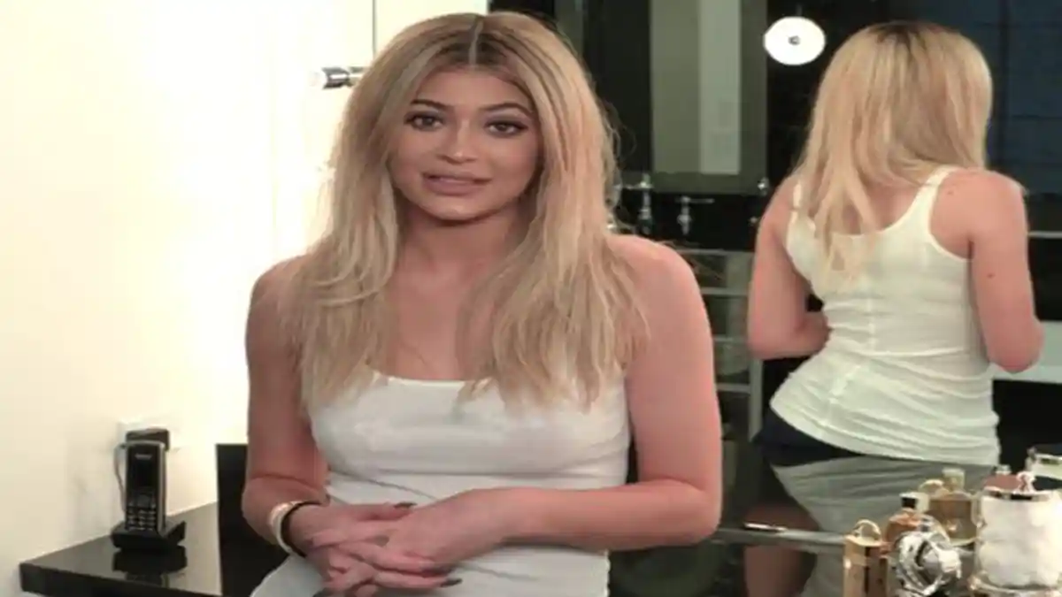 Rahasia Dada Sensual Kylie Jenner: Bukan Operasi, Pakai Bra Favorit