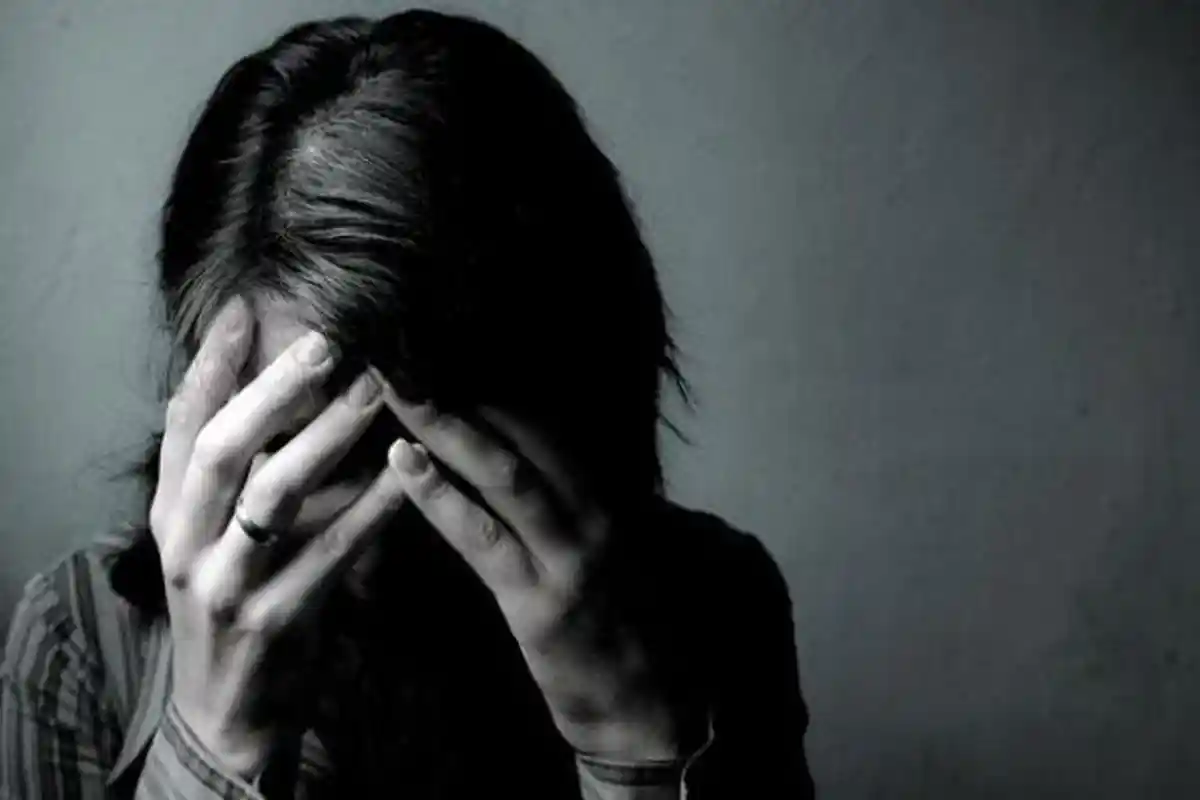 Lelah hingga Kesepian, 5 Keadaan yang Dapat Memicu Depresi Seperti Lucinta Luna