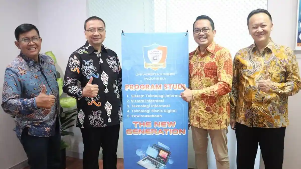 Cyber University dan Jasa Keuangan Jalin Kerjasama Perkuliahan hingga Program MKBM