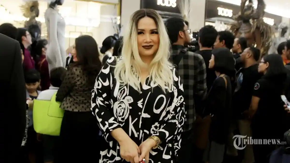 Belum Punya Pasangan Sejak Bercerai 2011, Titi DJ: Pada Takut Kali