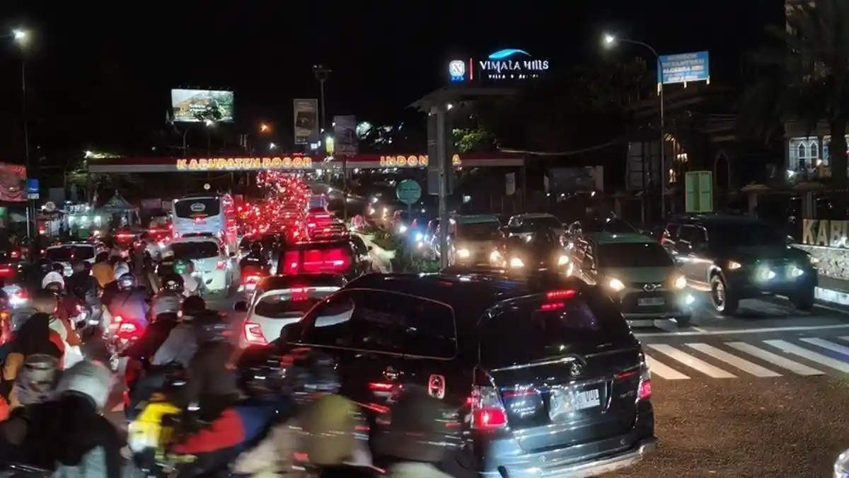 Update Jalur Puncak Bogor Malam Ini: Normal Dua Arah, Rekayasa One Way Dihentikan