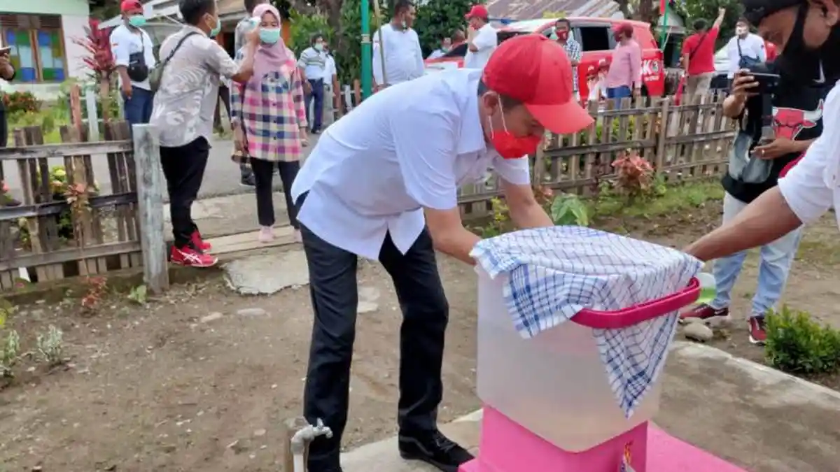Pasangan Iskandar-Deddy Konsisten Terapkan Protokol Kesehatan Saat Kampanye