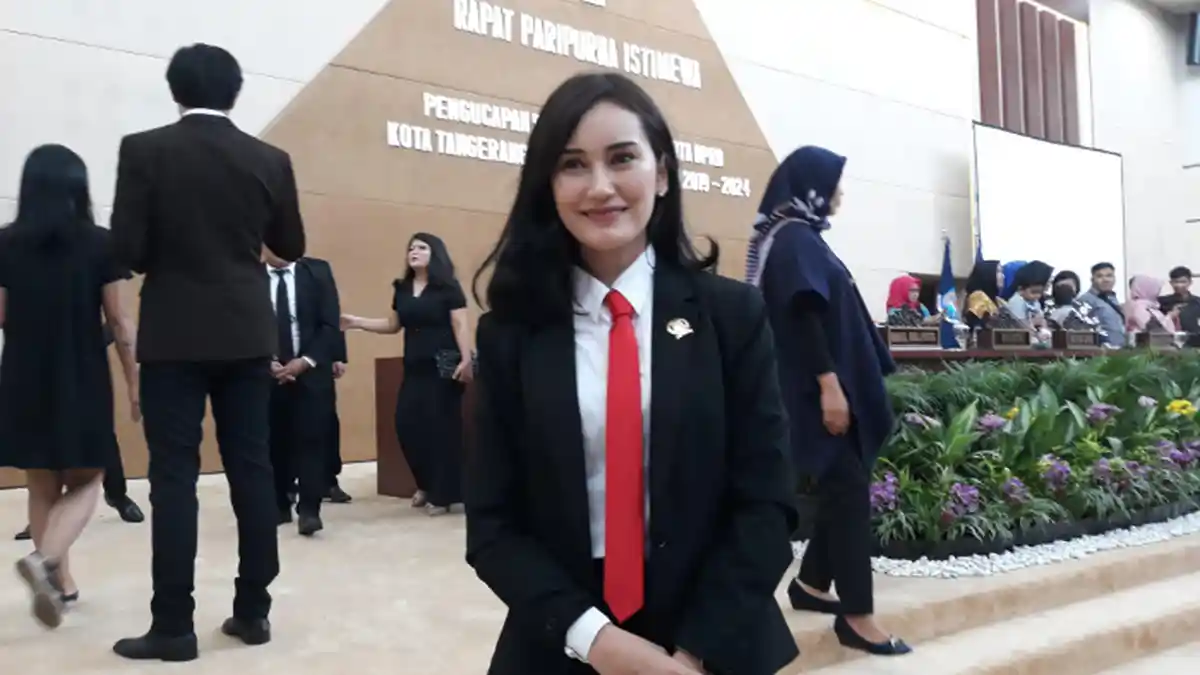 Perempuan Termuda di DPRD Tangsel, Putri Ayu Ingin Patahkan Stigma