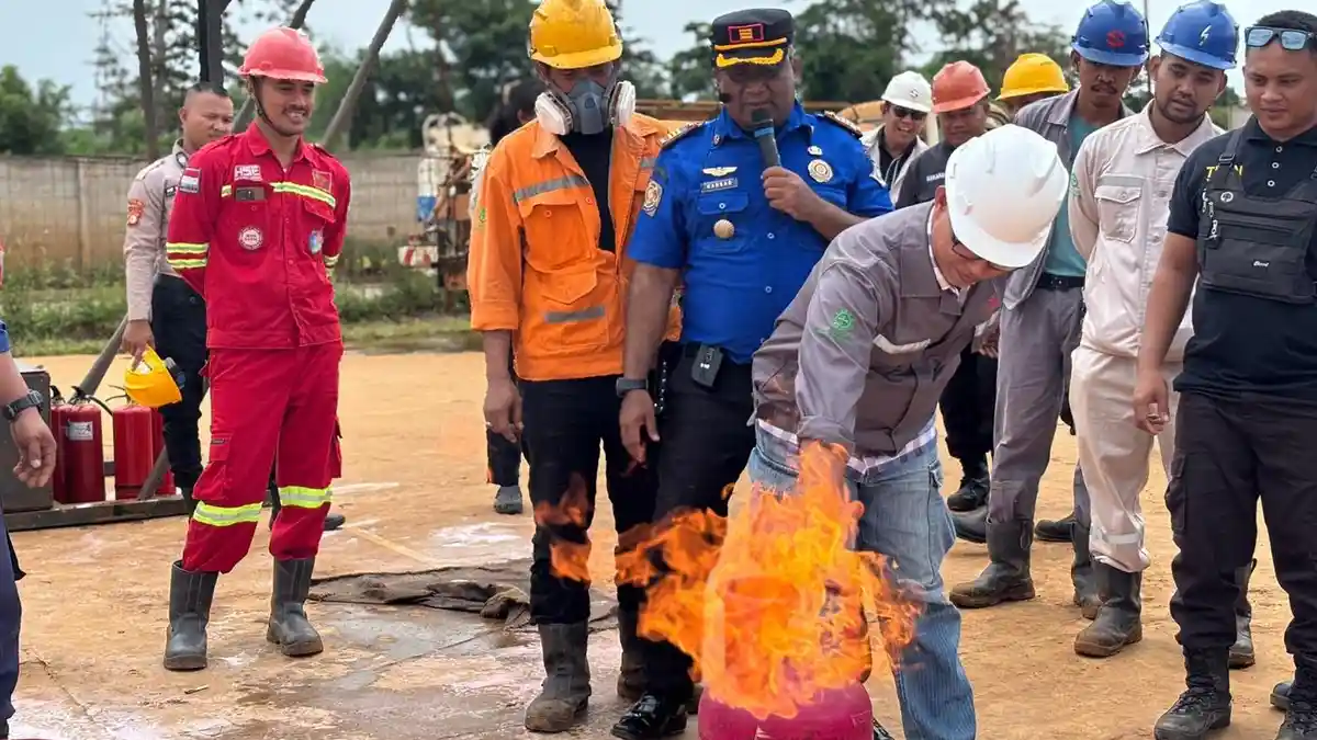 Ratusan Karyawan Huadi Group Belajar Tanggap Darurat