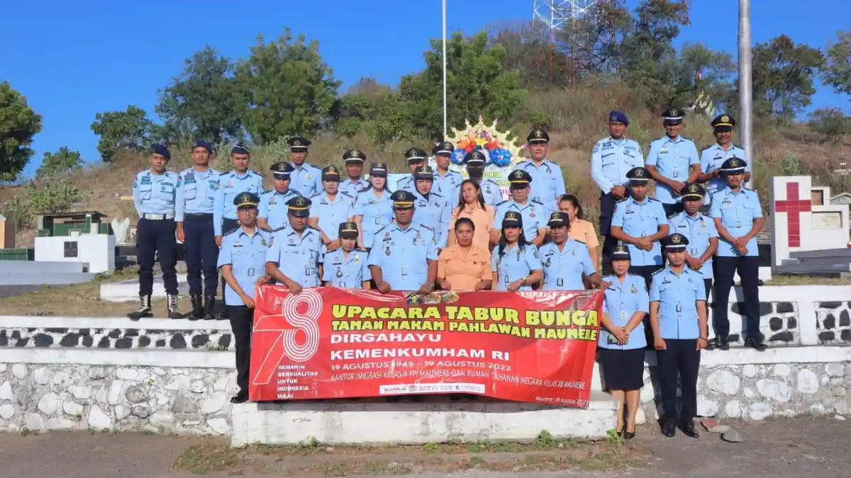 Mengenang Jasa Para Pahlawan, Rutan Maumere Ziarah dan Tabur Bunga di TMP Ilegetang