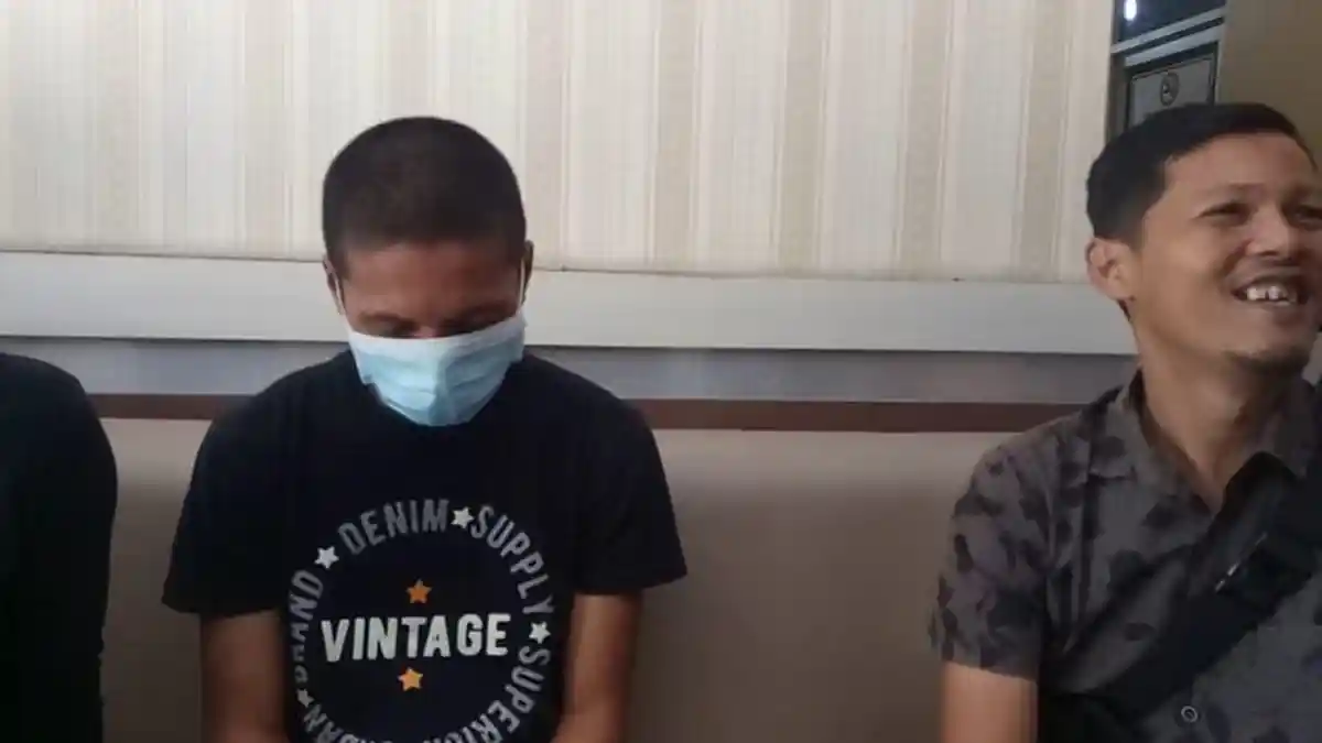 Pemuda Sebar Video Mesum Bersama Pacar Karena Kesal Kekasih Dilamar Orang