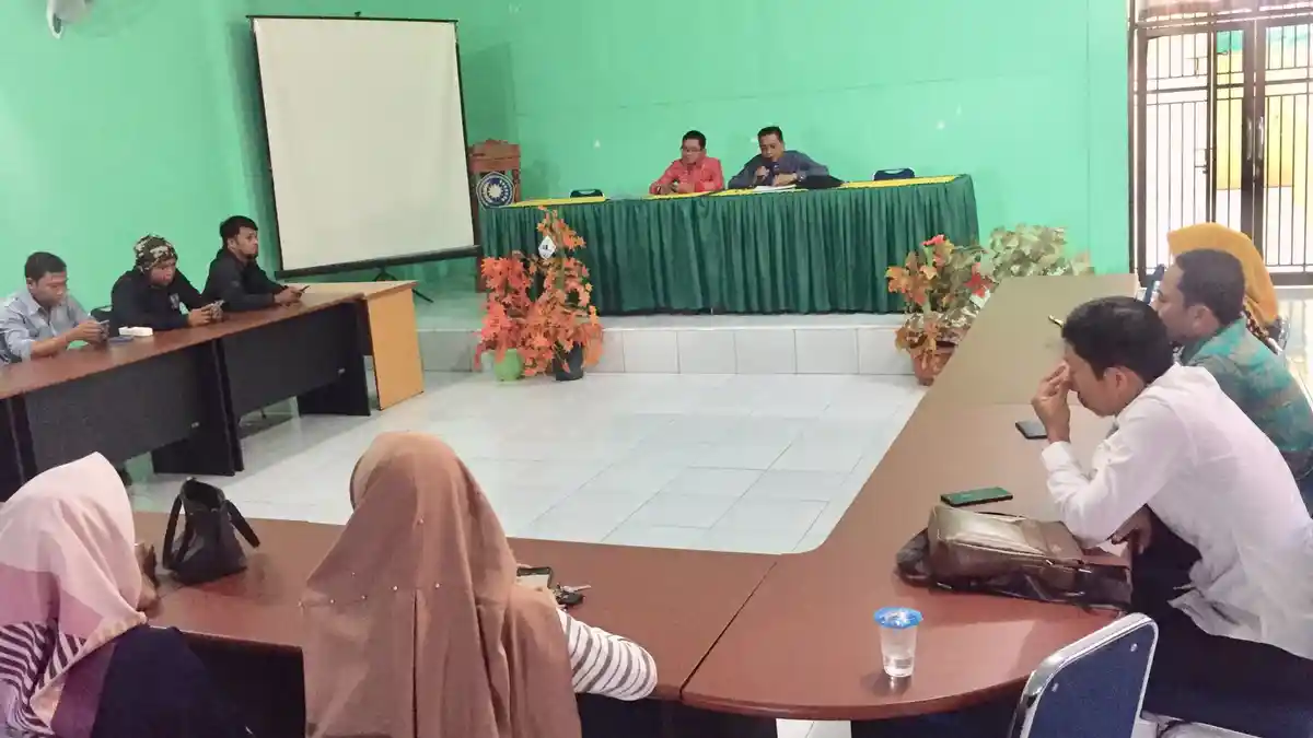 Berganti Status Jadi Universitas, Ketua STKIP Muhammadiyah Bulukumba Sujud Syukur