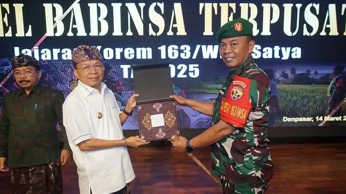 KOSTER Tersentuh, Gubernur Bali Hadiri Apel Babinsa Terpusat Jajaran Korem 163/Wira Satya 
