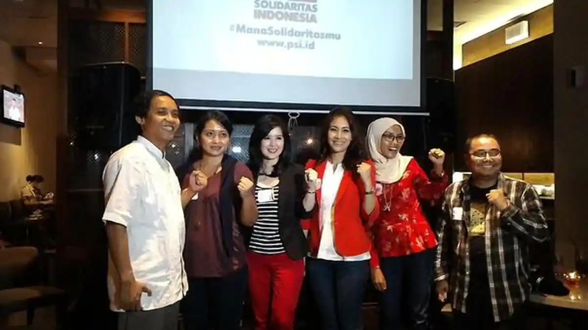 Kafe Solidaritas, PSI Gelar Buka Puasa Bersama Sejumlah Komunitas