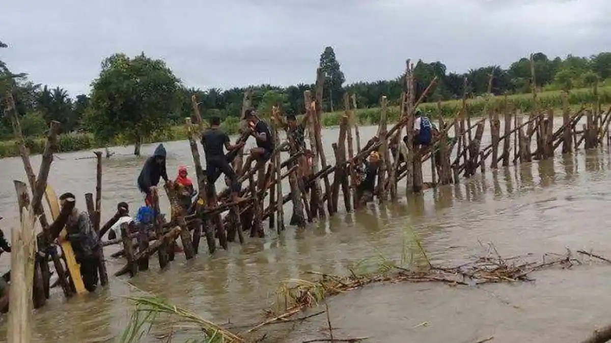 Tanggul Jebol di Pombakka Luwu Utara Belum Teratasi