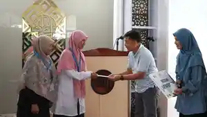 SALURKAN-ZAKAT-Ketua-YBM-PLN-UID-1.jpg