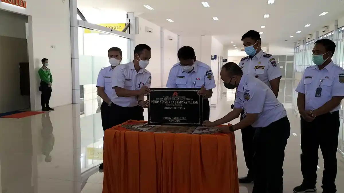 Stasiun Kereta Api Padang Punya Peron Baru yang Layani KA Bandara, Peresmian Dihadiri Dirut KAI