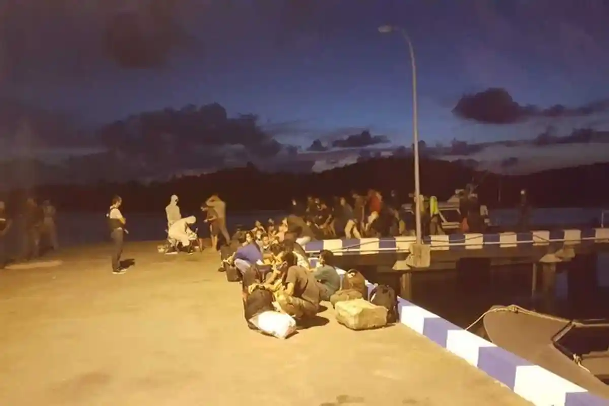TKI dari Malaysia Diam-diam Masuk Lewat Jalur Tikus ke Indonesia, Kumpul di Pantai dan Ditolak Warga